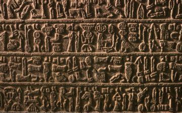 Na sua origem, nos anos 2.000 a.C., o s .